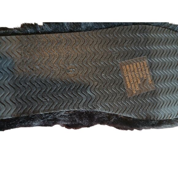 NIB - Fabletics Women's Black Furry Snug Strap Slipper Slide-on Size: 6 - Picture 6 of 6